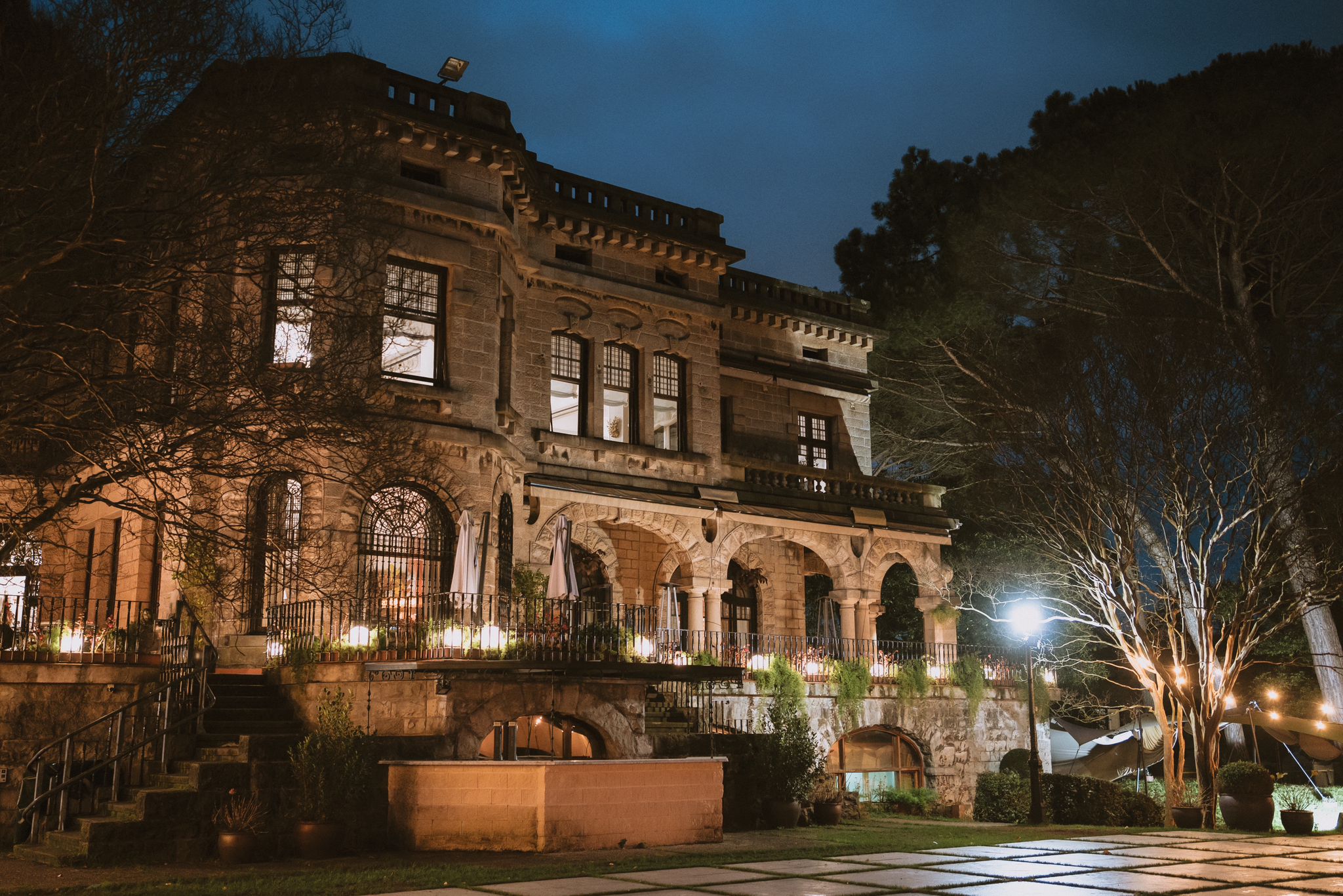 Cóctel en los jardines